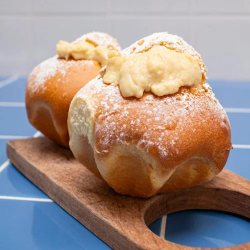 Pan brioche relleno de pastelera