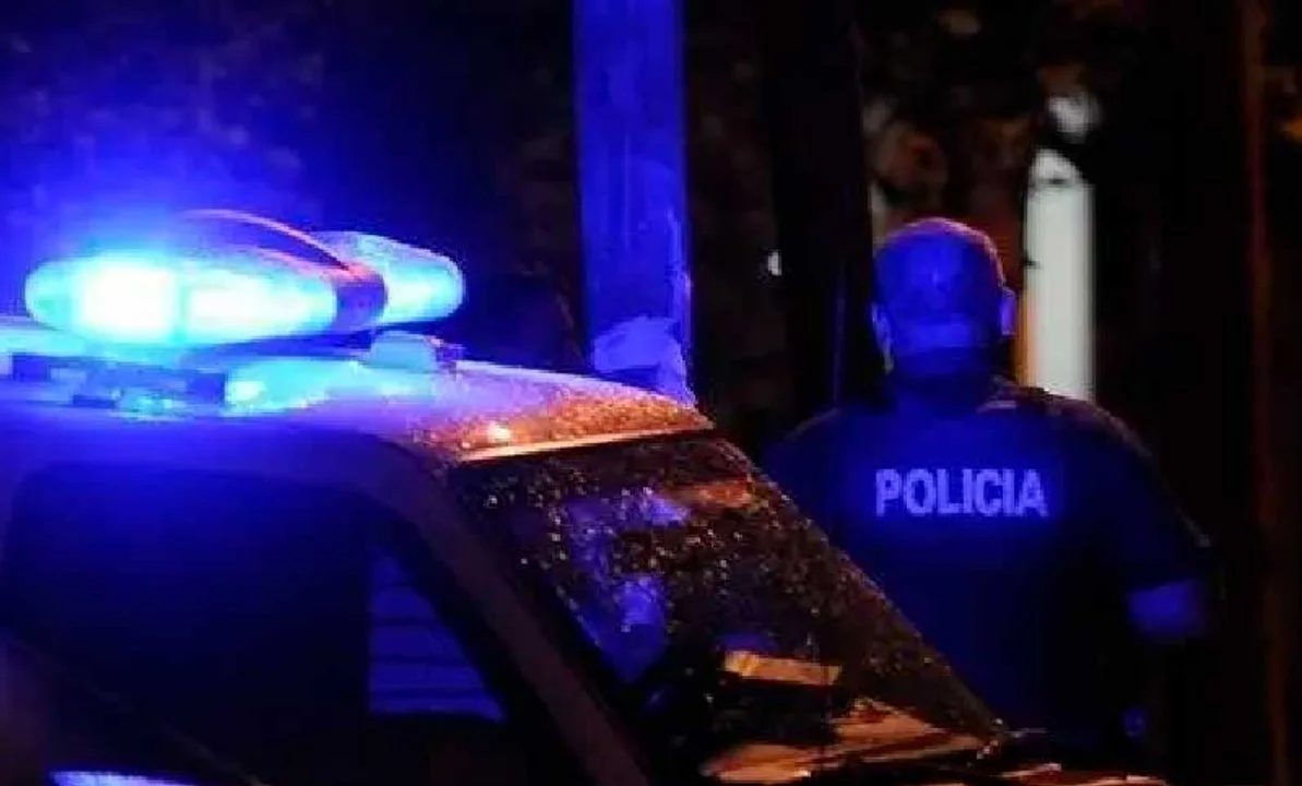 policias